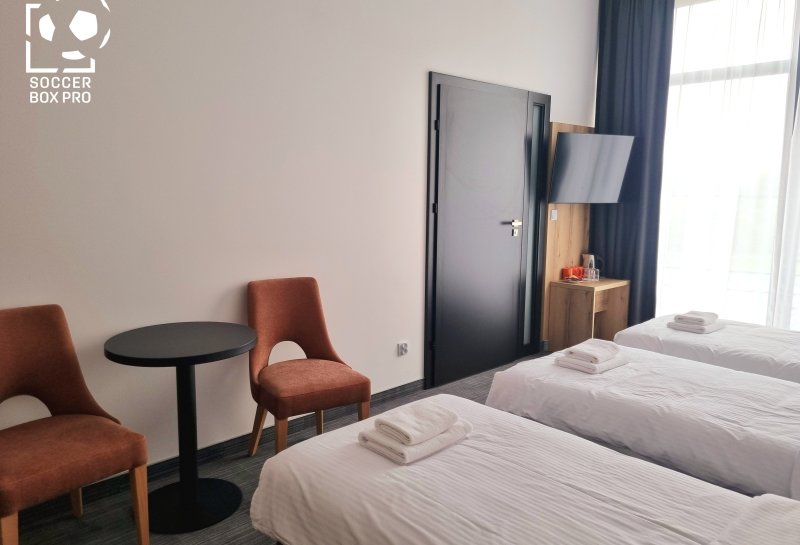 3.2 pokój trzyosobowy - Continental Trade